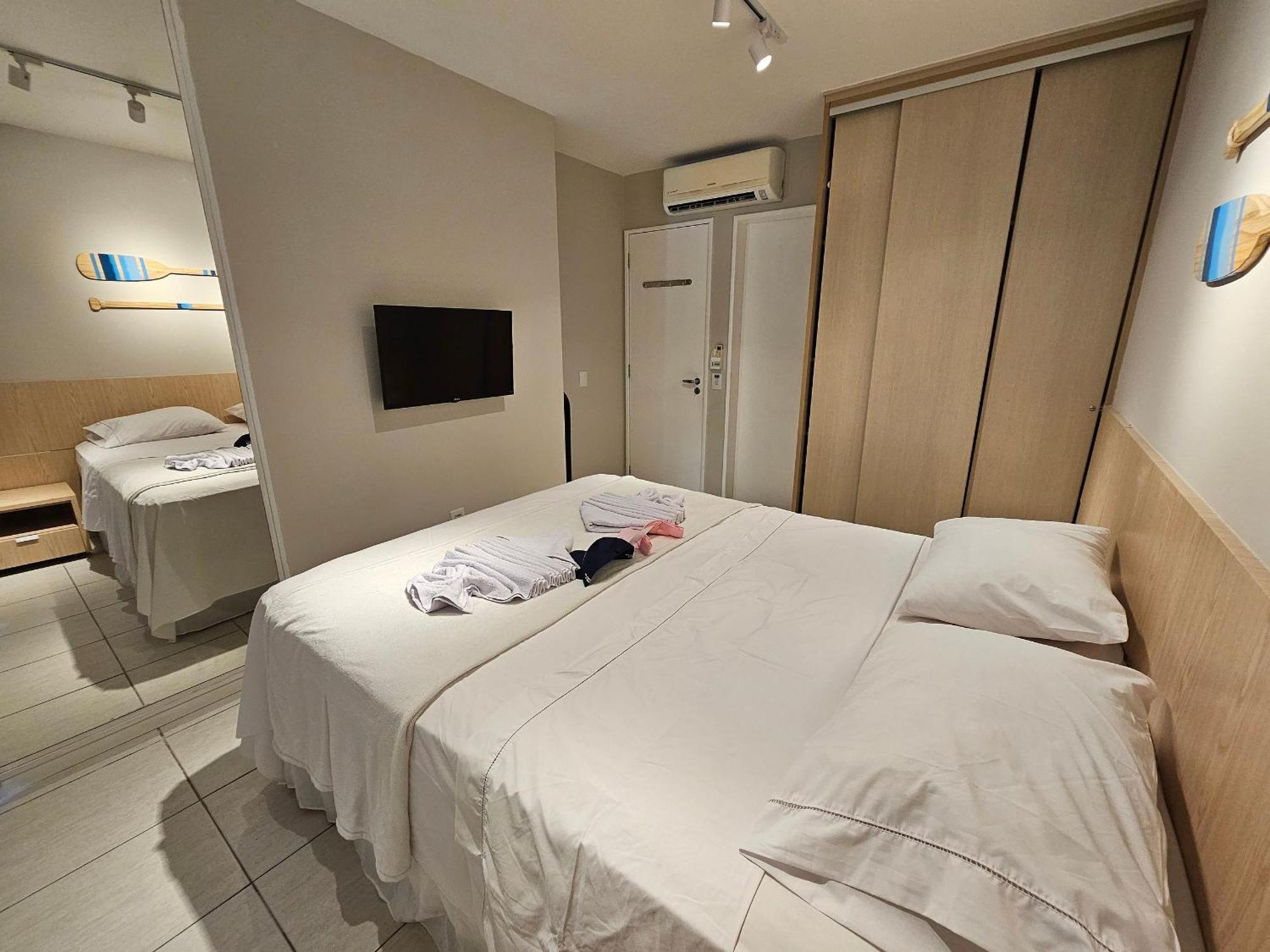 Flat Luxo Terreo Com Varanda Privativa No Nannai E Com Varanda Gourmet - Locarhouse Apartment